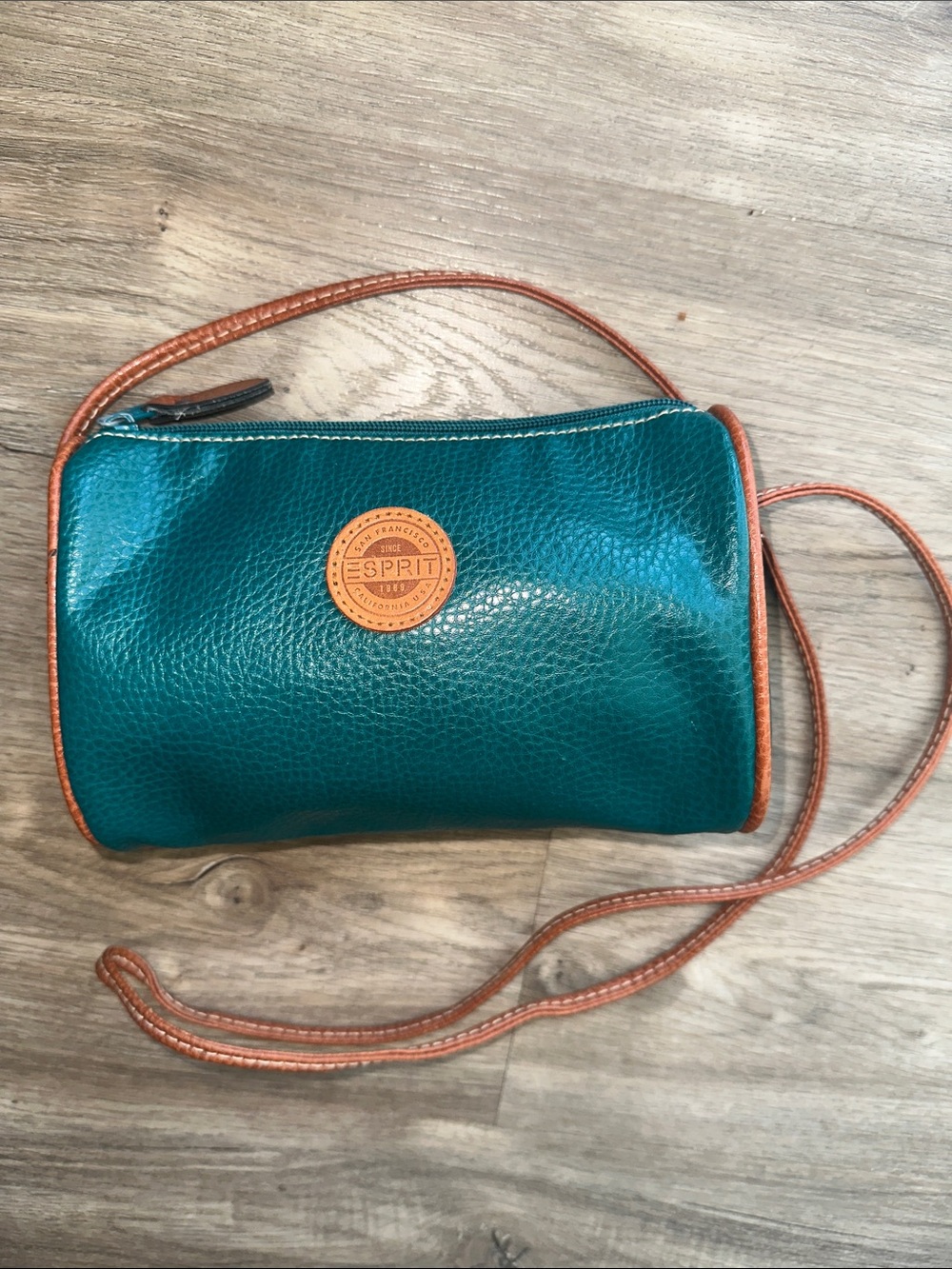 Vintage 90s Esprit Green Pebbled Crossbody Barrel Bag - Good Condition